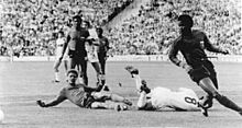 Bundesarchiv Bild 183-N0615-0032, Fußball-WM, Italien - Haiti 3-1.jpg