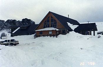 Archivo:Centro de ski