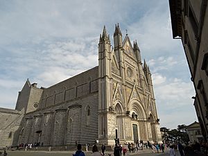 Archivo:Duomo di Orvieto 2014