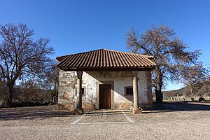 Archivo:Ermita del Santo Cristo del Humilladero, Puebla de Yeltes 01