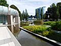 Fountains at Richmond City Hall (29676674721)