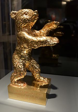 Goldener Bär trophy - DSC 1292.jpg