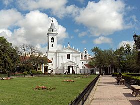 Iglesia Nuestra Señora del Pilar.JPG