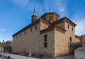 Archivo:Iglesia de Nuestra Señora de los Ángeles, Burbáguena, Teruel, España, 2014-01-08, DD 04