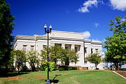 Moulton-Lawrence-County-Courthouse-al.jpg