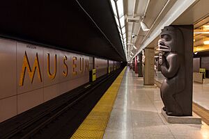 Archivo:Museum Platform 01