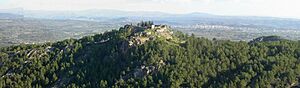 Archivo:Panorámica Castillo de la Encomienda de Enguera de la orden de Santiago.