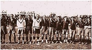 Archivo:Spanish national football team before the friendly match against France in Zaragoza, 14.01.1929