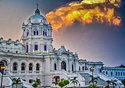 Ujjayanta palace Tripura State Museum Agartala India.jpg