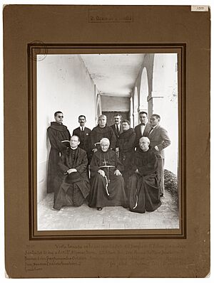 Archivo:17 Retrato de clérigos y otros en Templo de San Francisco, Santa Fe