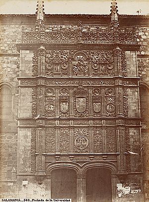 Archivo:Facade of the University, Salamanca by Juan Laurent