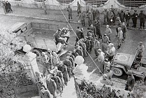 Archivo:Fascist Italians, captured by Brazilians October, 1944