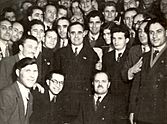 Archivo:Gheorghiu-Dej, Ceausescu & delegates in Feb 1948