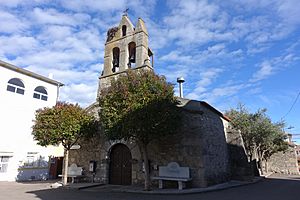 Archivo:Iglesia de Santiago Apóstol, La Alamedilla