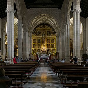 Archivo:Interior de la Iglesia de San Mateo (Lucena, Córdoba)