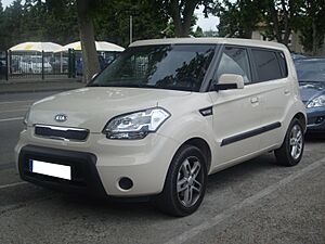 Archivo:Kia Soul AM France 2009-05-22