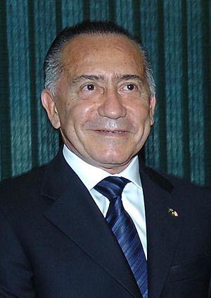 Archivo:Lino Oviedo