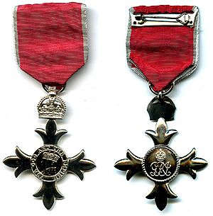 Archivo:Mbe medal front and reverse