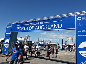 Archivo:Ports of Auckland Open Weekend 2019