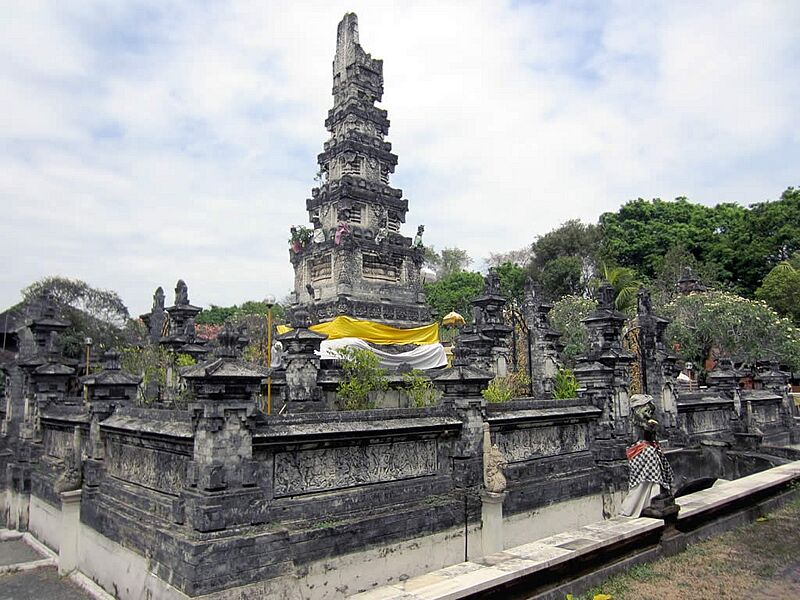 Pura Jagatnatha in Bali; David Stanley; November 2011
