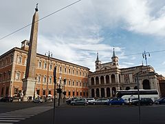 Roma, Piazza San Giovanni in Laterano (2)