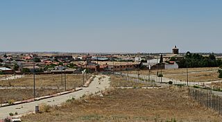 Santo Domingo-Caudilla, vista de la población.jpg
