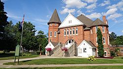 Stockbridge Township Hall (Michigan).jpg
