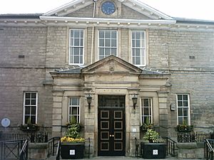 Archivo:Wetherbytownhall