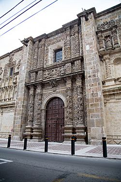 00286 templo de santa mónica.jpg