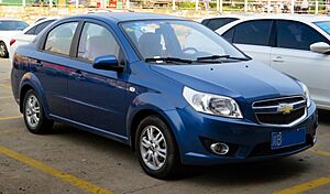 Archivo:2009 SAIC-GM-Chevrolet Lova (facelift), front 8.10.18