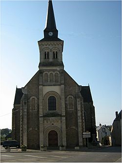 Ahuillé - Eglise de l'Assomption.jpg