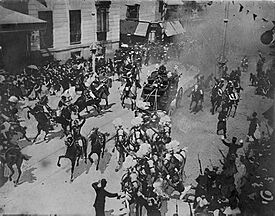 Archivo:Anarchist attack on the King of Spain Alfonso XIII (1906)