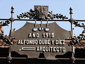 Archivo:Arquitecto del Mercado de San Miguel, Madrid, España