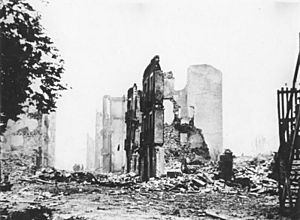 Archivo:Bundesarchiv Bild 183-H25224, Guernica, Ruinen