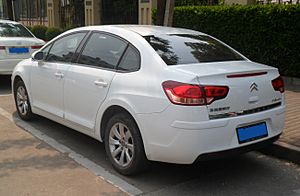 Archivo:Citroën C-Quatre sedan 02 China 2012-05-06
