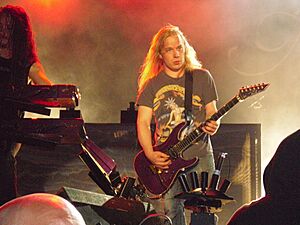 Archivo:Emppu Vuorinen-live-with-Nightwish-at-Norway-Rock-Festival-2009
