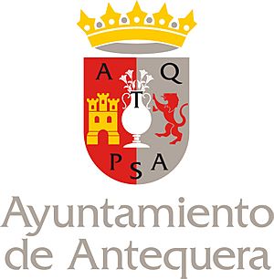 Archivo:Escudo color Excmo. Ayuntamiento de Antequera