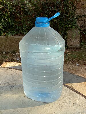Archivo:Garrafa agua 8L