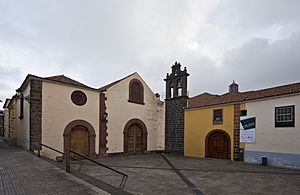 Archivo:Iglesia de Santo Domingo de Guzmán, San Cristóbal de La Laguna, Tenerife, España, 2012-12-15, DD 01