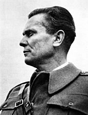 Archivo:Josip Broz Tito Bihać 1942