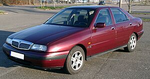 Archivo:Lancia Kappa front