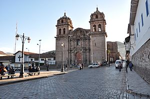 Archivo:Lascar Iglesia de San Pedro (Cuzco) (4578184162)
