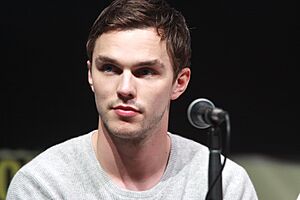 Archivo:Nicholas Hoult, 2013