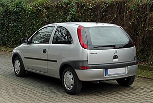 Archivo:Opel Corsa 1.2 16V ECOTEC (C) – Heckansicht, 1. April 2011, Mettmann