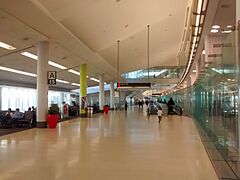 Philadelphia International Airport Terminal A West (interior)