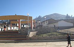 Plaza Angasmarca.JPG