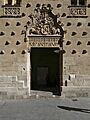 Portada de la Casa de las Conchas (Salamanca)