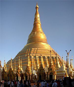 Archivo:Shwedagon-Pano