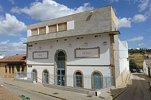Archivo:Teatro Ruiz Tatay, Zalamea la Real