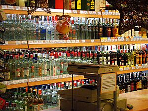 Archivo:04656 market in Sanok